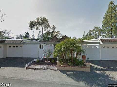 Caminito Tiburon, LAGUNA HILLS, CA 92653