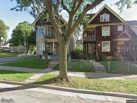 Mckinley, MILWAUKEE, WI 53205