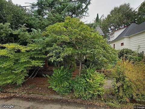 33Rd, PORTLAND, OR 97202