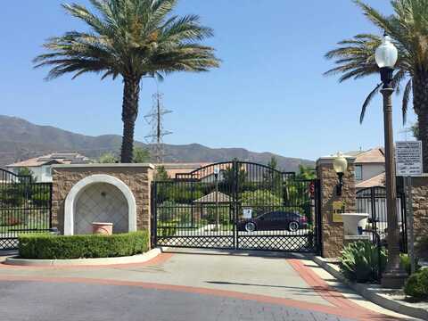 Godinez, FONTANA, CA 92336