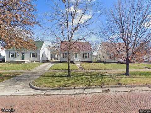 15Th, MATTOON, IL 61938