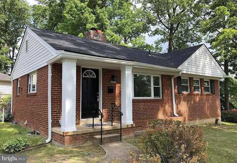 Maple, FAIRFAX, VA 22030