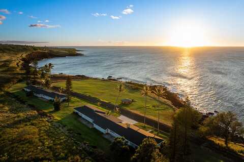56-102 OLD COAST GUARD RD, Hawi, HI 96719