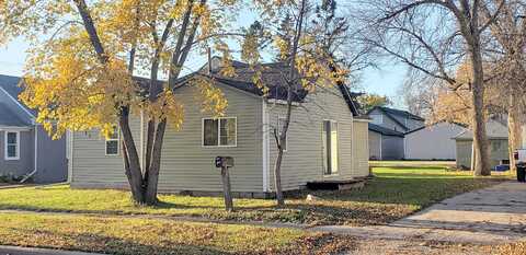 Court, MORRIS, MN 56267