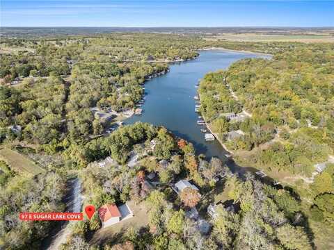 97 E Sugar Lake Cove, Mound City, KS 66056