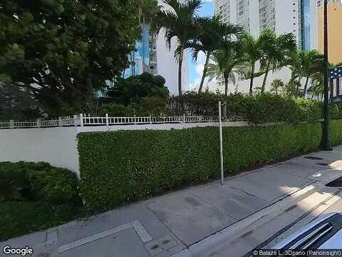 Collins, SUNNY ISLES BEACH, FL 33160