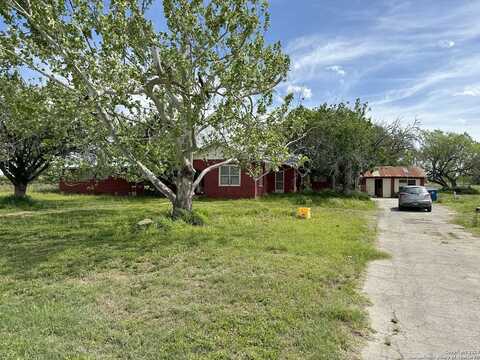 2Nd, PLEASANTON, TX 78064