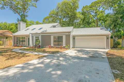 N Luth Drive, Jacksonville, FL 32250