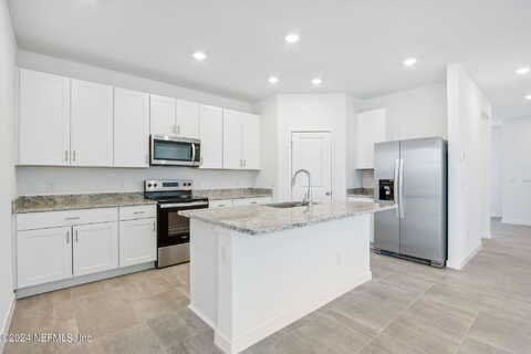 Bella Sera Lane, Green Cove Springs, FL 32043
