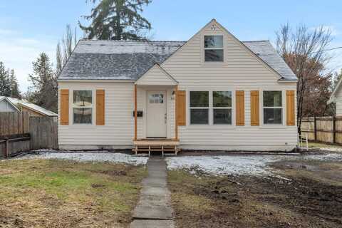 3412 Shasta Way, Klamath Falls, OR 97603
