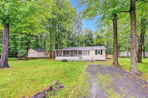 Outer Drive, Tobyhanna, PA 18466