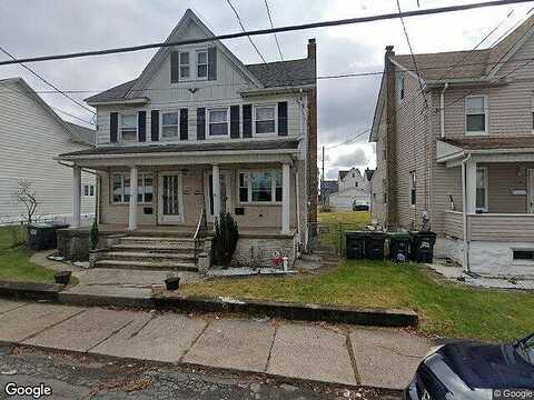 W Green St, West Hazleton, PA 18202