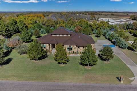 138 Whispering Winds Drive, Gunter, TX 75058