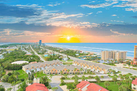 Oceans Circle, Daytona Beach Shores, FL 32118