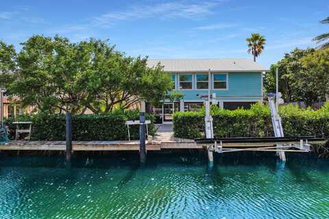 27325 Barbuda Lane, Ramrod Key, FL 33042