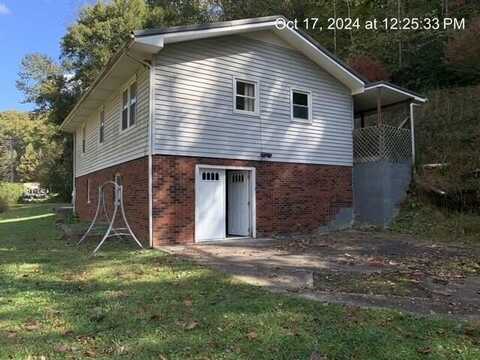 5054 KY Rt. 3, Van Lear, KY 41265