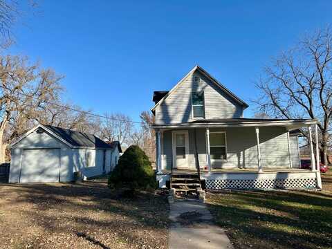 810 Chestnut Street, Blue Rapids, KS 66411