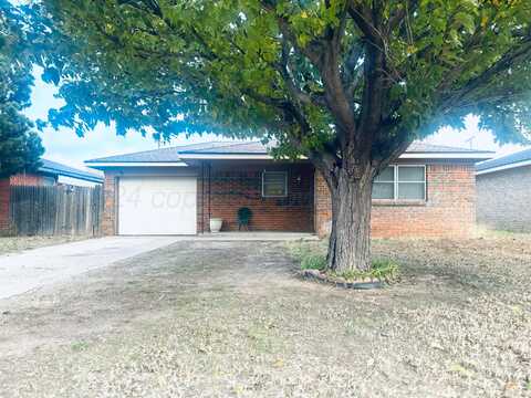 504 Pine Avenue, Dumas, TX 79029