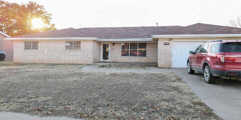 1002 AVENUE O, Sunray, TX 79086