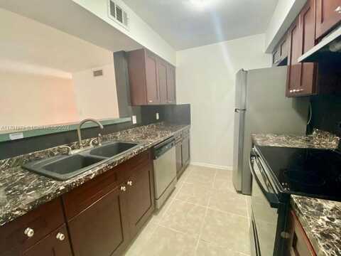 2460 NW 33rd St, Oakland Park, FL 33309