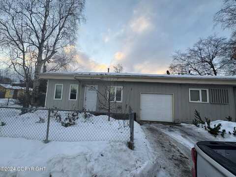 1900 W 32nd Avenue, Anchorage, AK 99517