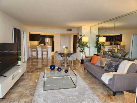 1717 N Bayshore Dr, Miami, FL 33132