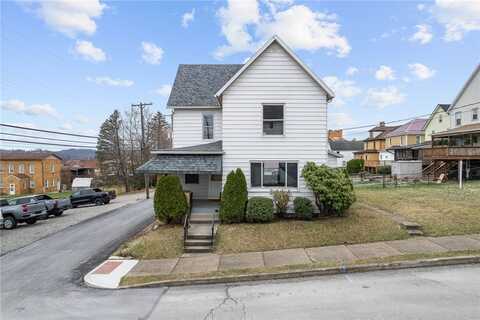 317 9th St, Ellwood City, PA 16117