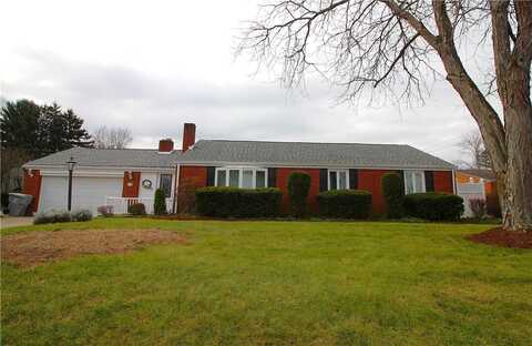 304 Franklin Dr, Peters Township, PA 15241