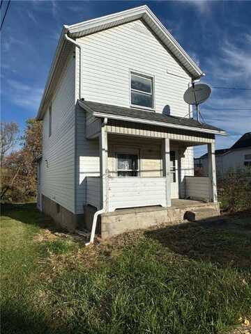 825 Harrison St, New Castle, PA 16101