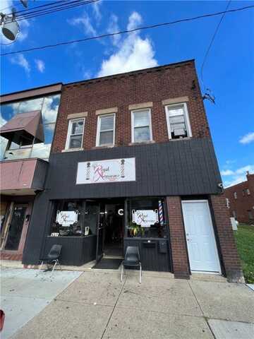 427 Saint Clair Ave, Clairton, PA 15025