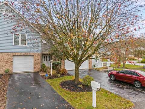 1216 Parkside Dr, Fayette, PA 15017