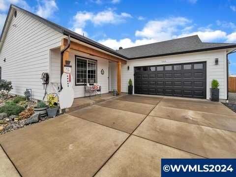 566 N 11th St, Aumsville, OR 97325