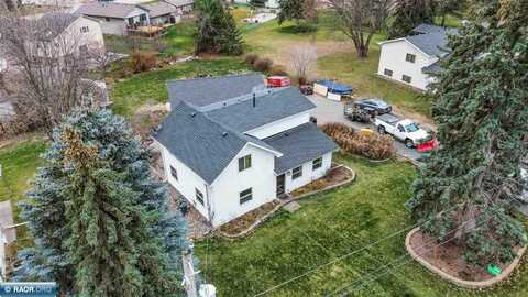 3320 Centerville Road, Vadnais Heights, MN 55127