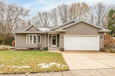 203 Cambridge Ave, Waukesha, WI 53188