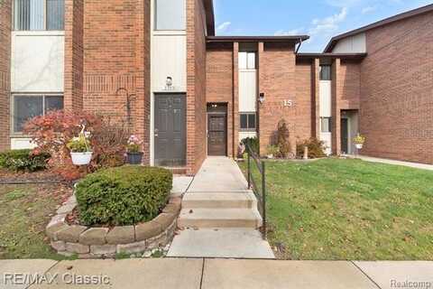 33689 PONDVIEW Circle, Livonia, MI 48152