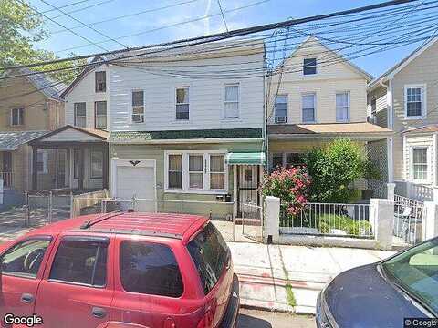 95Th, SOUTH RICHMOND HILL, NY 11419