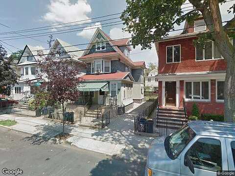 13Th, BROOKLYN, NY 11230