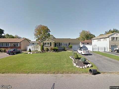 16Th, DEER PARK, NY 11729