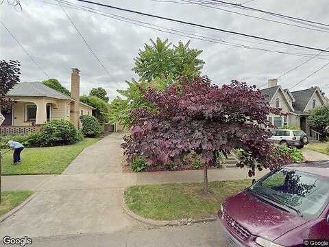 Se Sherman St # A, PORTLAND, OR 97214