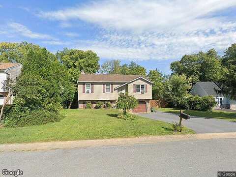 Hillcrest, COLUMBIA, PA 17512