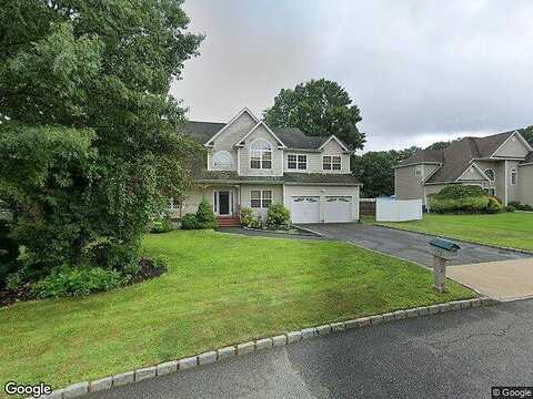 Debron, CENTEREACH, NY 11720