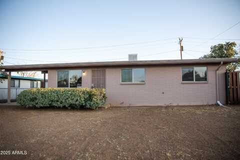 300 W BUSBY Drive, Sierra Vista, AZ 85635