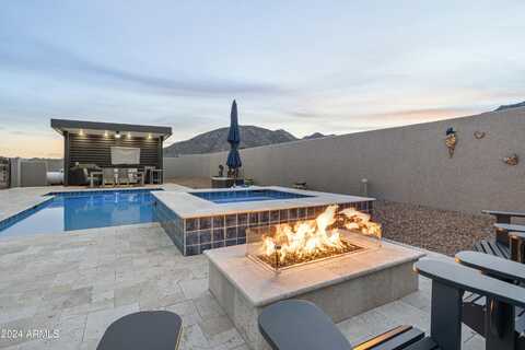 8975 S MULE Place, Hereford, AZ 85615