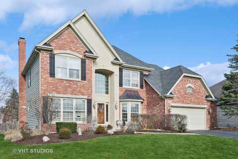 26W040 Deerpoint Drive, Wheaton, IL 60187