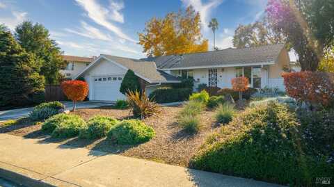 740 Alamo Drive, Vacaville, CA 95688