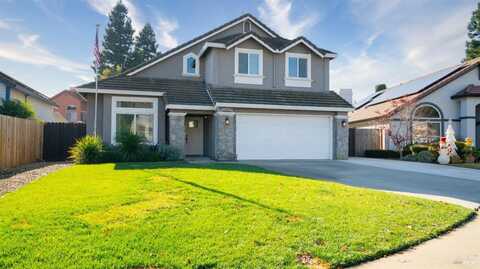 160 Oak Creek Court, Vacaville, CA 95687