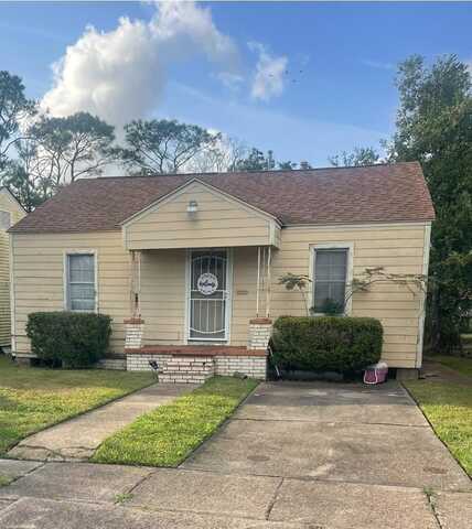 1433 W 5th Street, Port Arthur, TX 77640