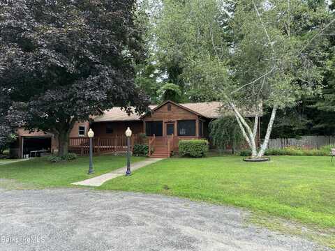 12 Cooper Rd, Great Barrington, MA 01230