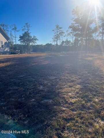 4990 N Hampton Drive SE, Southport, NC 28461