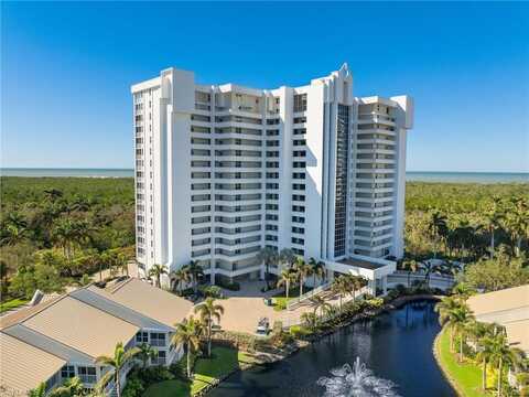 6361 Pelican Bay, NAPLES, FL 34108